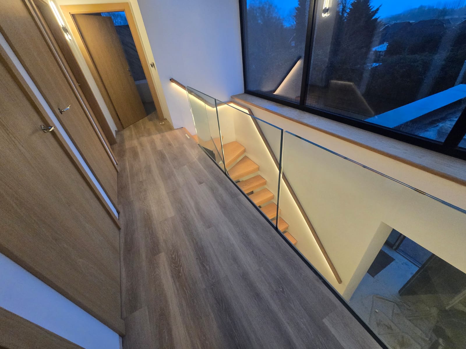 Peasemarsh Cantilever Staircase - East Sussex (10)