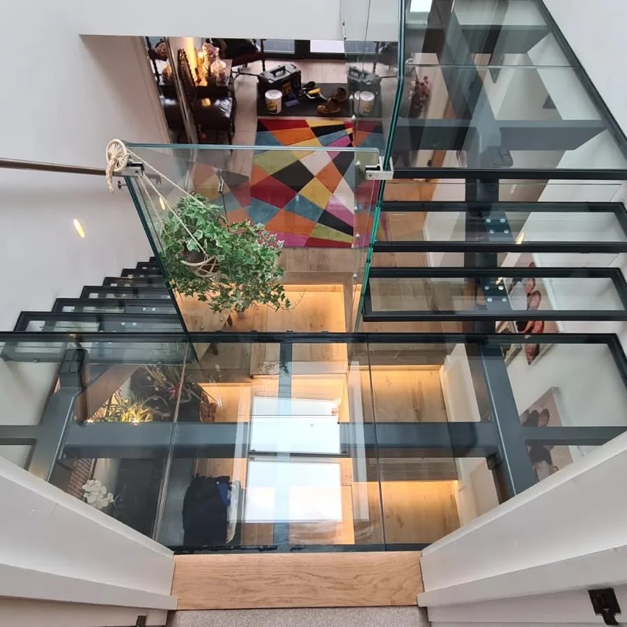 Telscombe-glass-staircase (1)